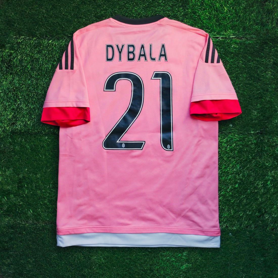 Juventus Away 15/16