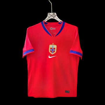 Norway home 26/27