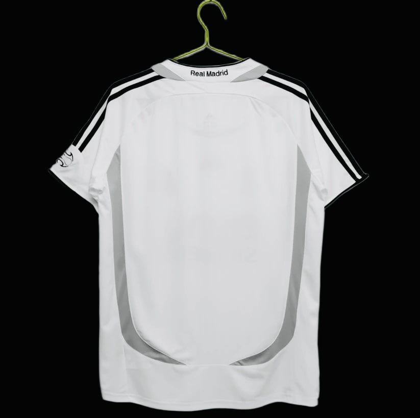 Real Madrid home 06/07